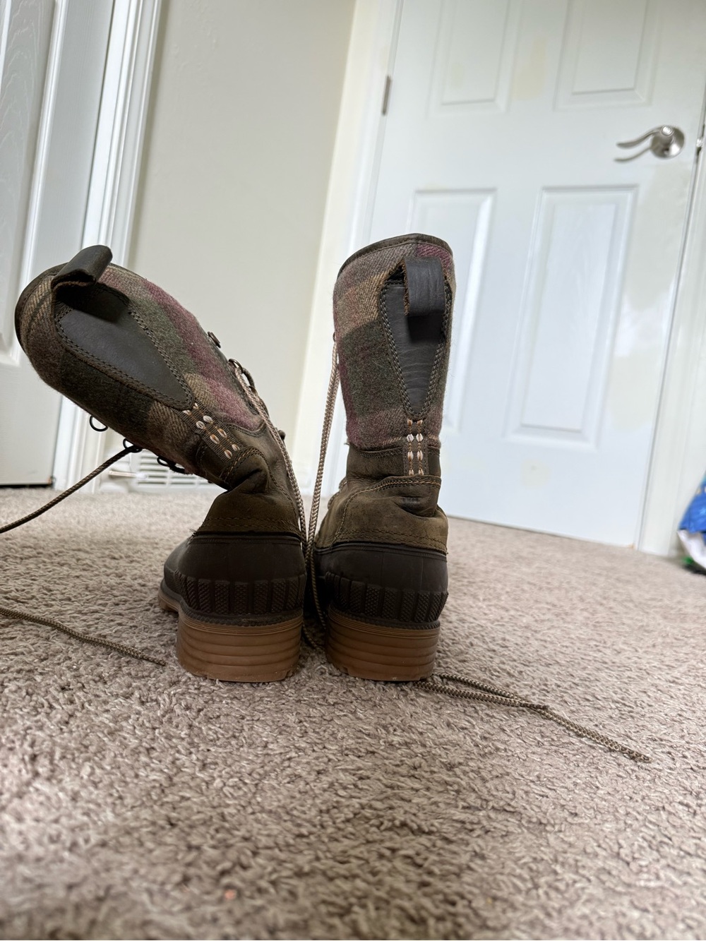 Kamik Women's Olive and Tan Waterproof Lace-Up Winter Boots - Picture 3 of 5